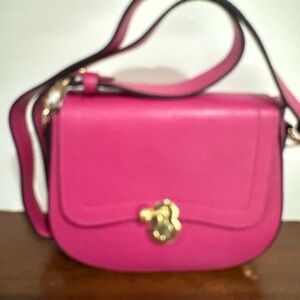 Fuchsia leather crossbody bag
